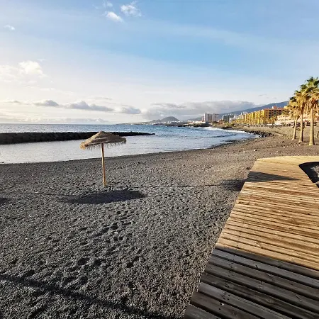 Home2book Acogedora Casa Cueva Playa De La Viuda 호텔